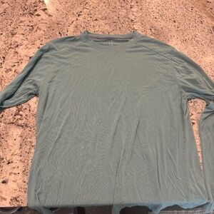 Free Fly long sleeve shirt